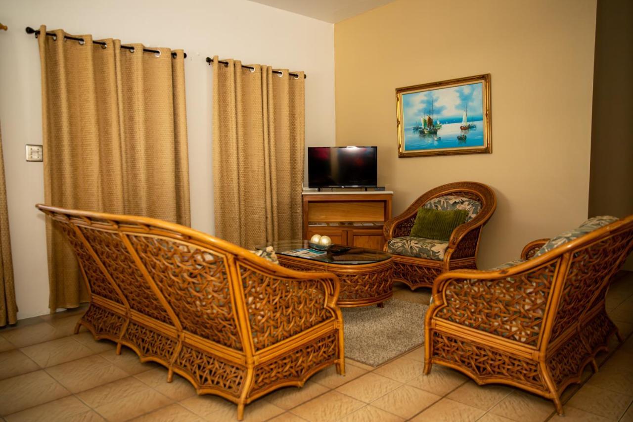 Easy Corner Villas Sandy Ground Village Exterior photo